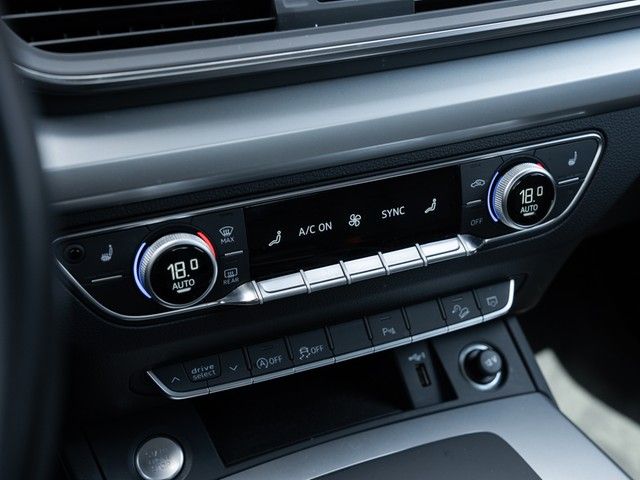 Q5 45 TFSI quattro advanced MATRIX+NAVI+RFK+AHK