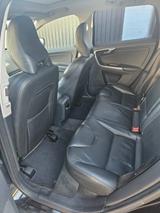 Volvo XC60 D4 AWD Momentum Geartronic Momentum - Volvo XC60 in Duisburg