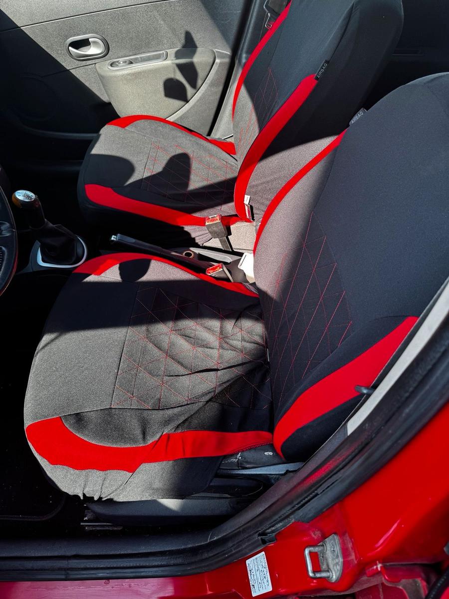 Renault Clio 2011 — photo 13
