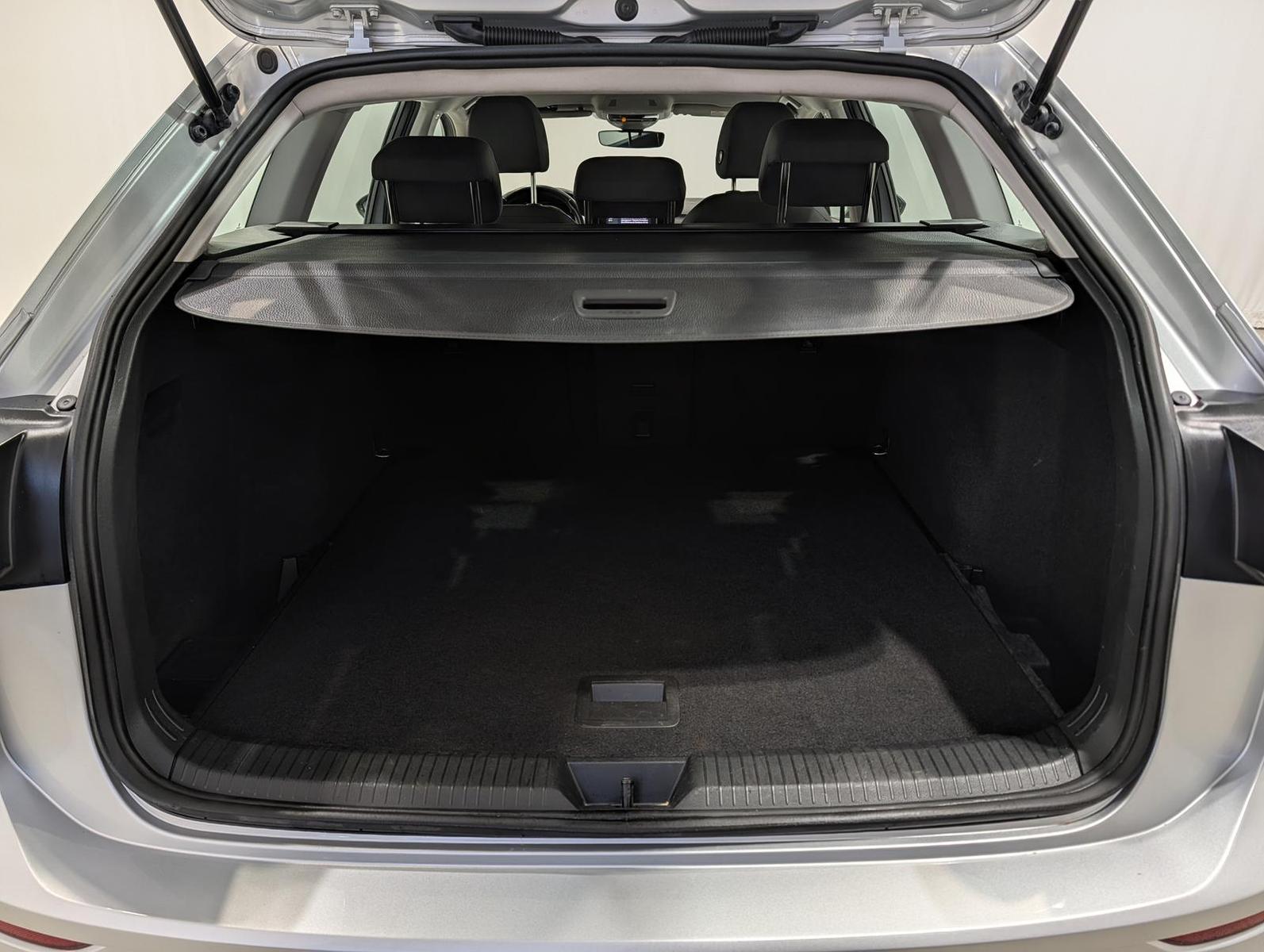 Volkswagen Golf Variant 1.0 TSI Life 4xSHZ Kamera Standhzg., миниатюра 29