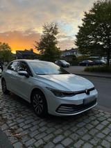 Volkswagen Golf 8  Baujahr November 2021 ... - Volkswagen Golf: V Baujahr