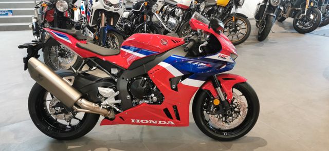 Honda CBR1000RR Fireblade 2024