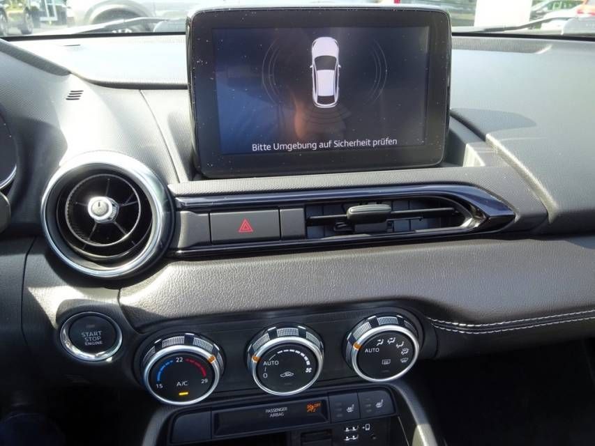 Fahrzeugabbildung Mazda MX-5 1.5 Cabrio Skyactiv-G 132  Selection