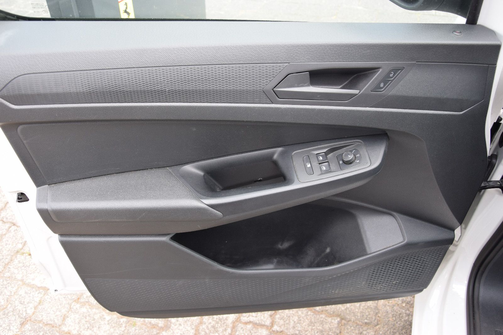 Fahrzeugabbildung Volkswagen Caddy Cargo EcoProfi Klima PDC Navi Sitzheizung