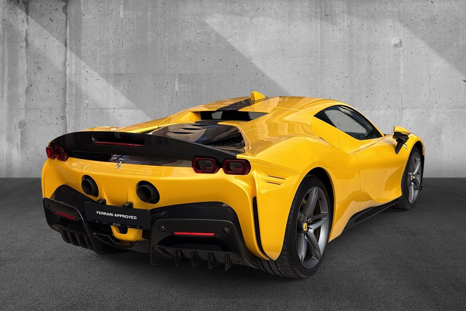 Fahrzeugabbildung Ferrari SF90*AssettoFiorano*VollCarbon*Atelier