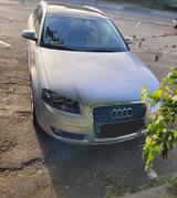 Audi A3 Automatik Motor 1,6 - Audi A3: Motor
