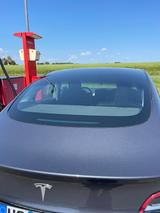 Tesla Model 3 Standard-Reichweite Plus - Hinterrad... - silberne Tesla Model 3
