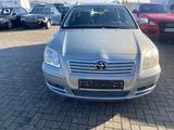 Toyota Avensis Kombi 1.8 Sol *HU Neu* - Toyota Avensis aus 2005: Kombi