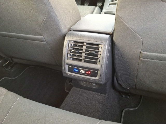 GOLF VIII 1.5 TSI LIFE SHZ+PANO+DAB+ACC