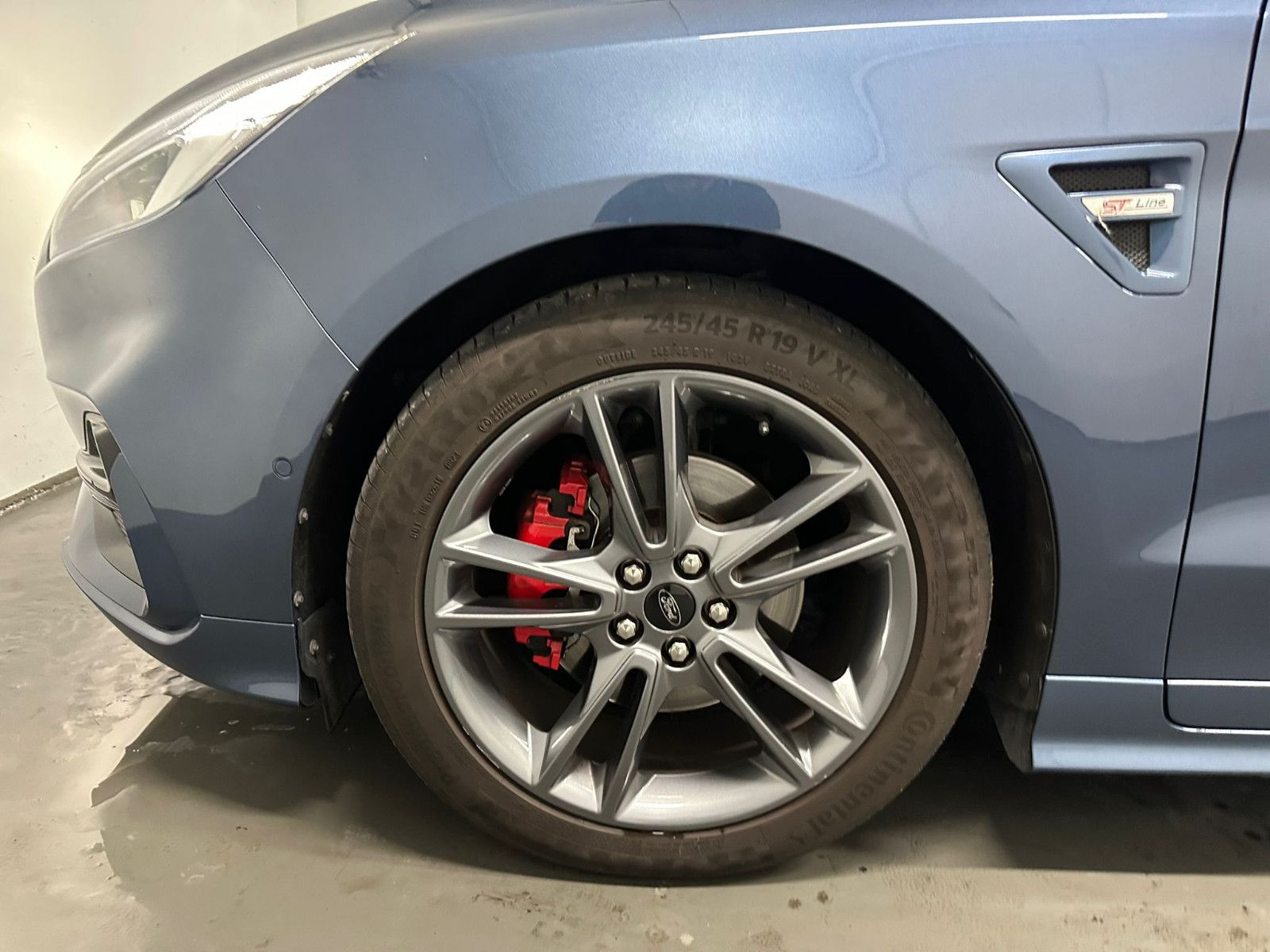 Fahrzeugabbildung Ford S-Max 2.0 EcoBst. ST-Line 7-Sitzer*AHK*SDH*PANO*