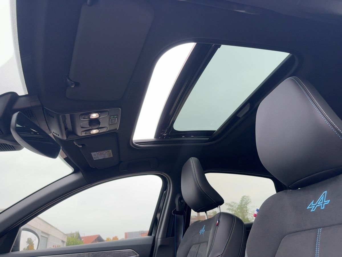 Fahrzeugabbildung Renault Arkana Esprit Alpine 160 EDC Glasdach