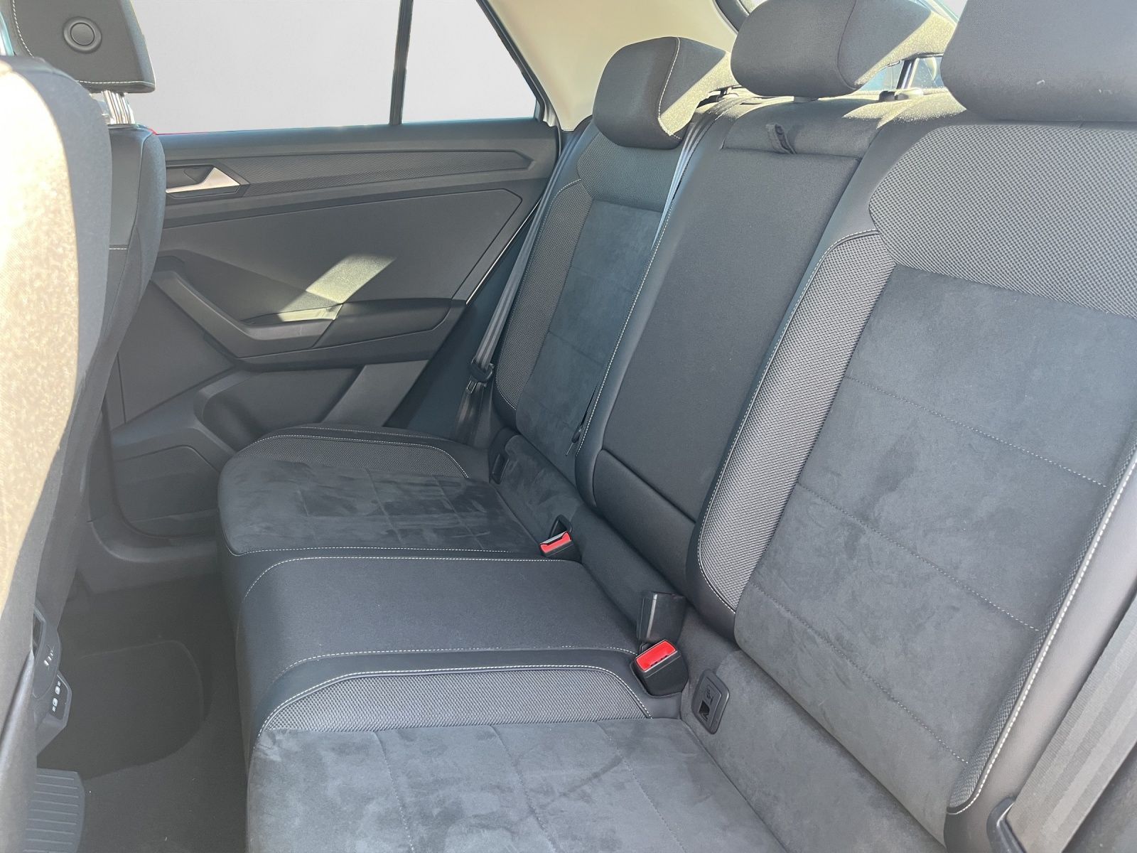 Volkswagen T-Roc - Bild 16