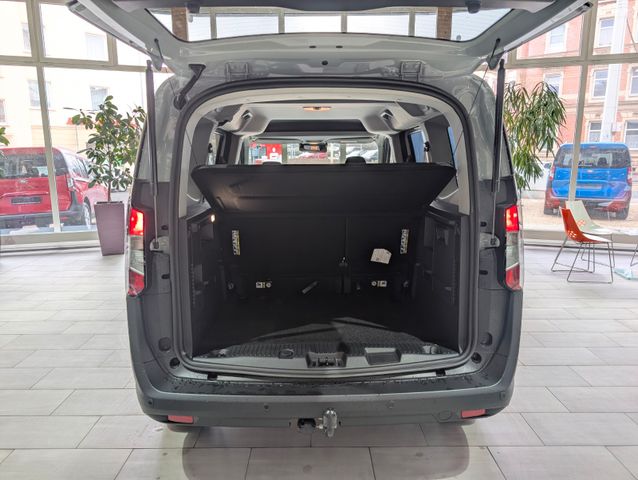 Ford Tourneo Courier Titanium AHK