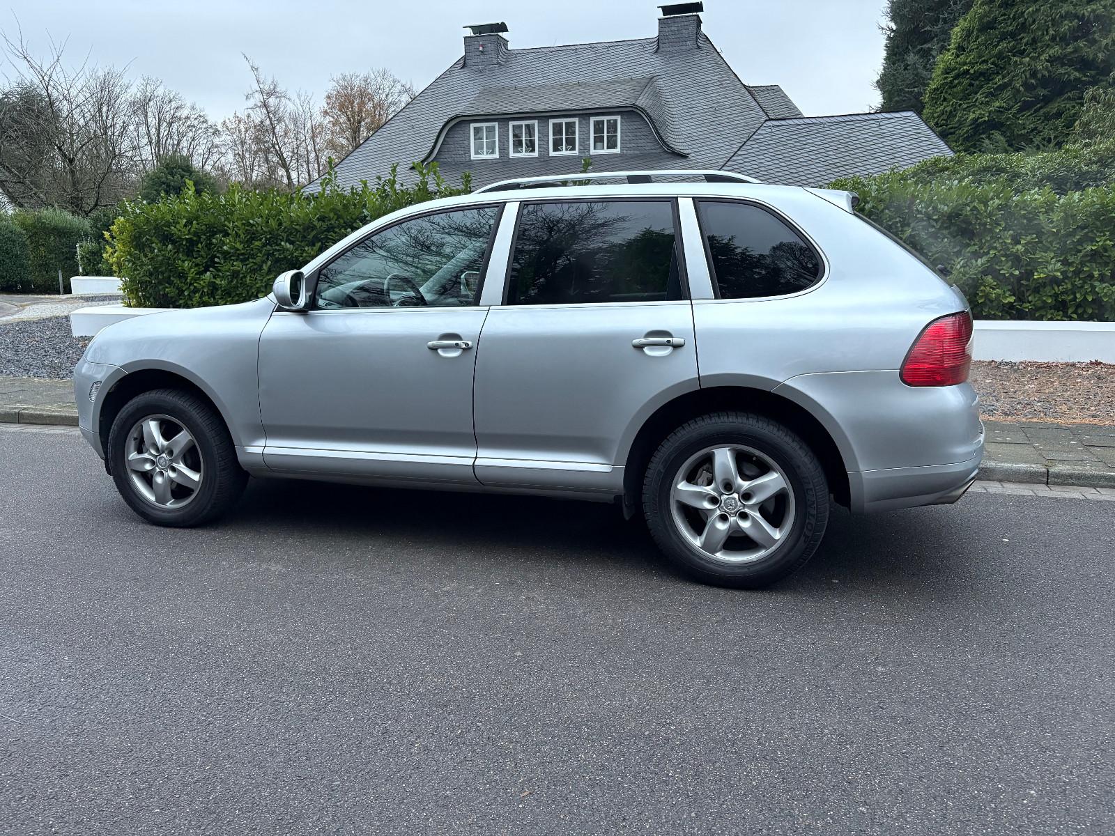 Porsche Cayenne S -1.HAND-VOLLAUSSTATTUNG-TECHNISCH TOP
