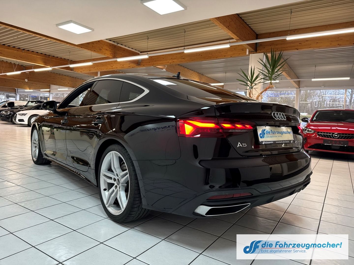 Fahrzeugabbildung Audi A5 Sportback 40 TFSI S-Line Digitales Cockpit So