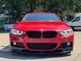 BMW 335 Baureihe 3 Lim. 335 i +HEADUP+M-PAKET+TÜV - BMW 335: 335i