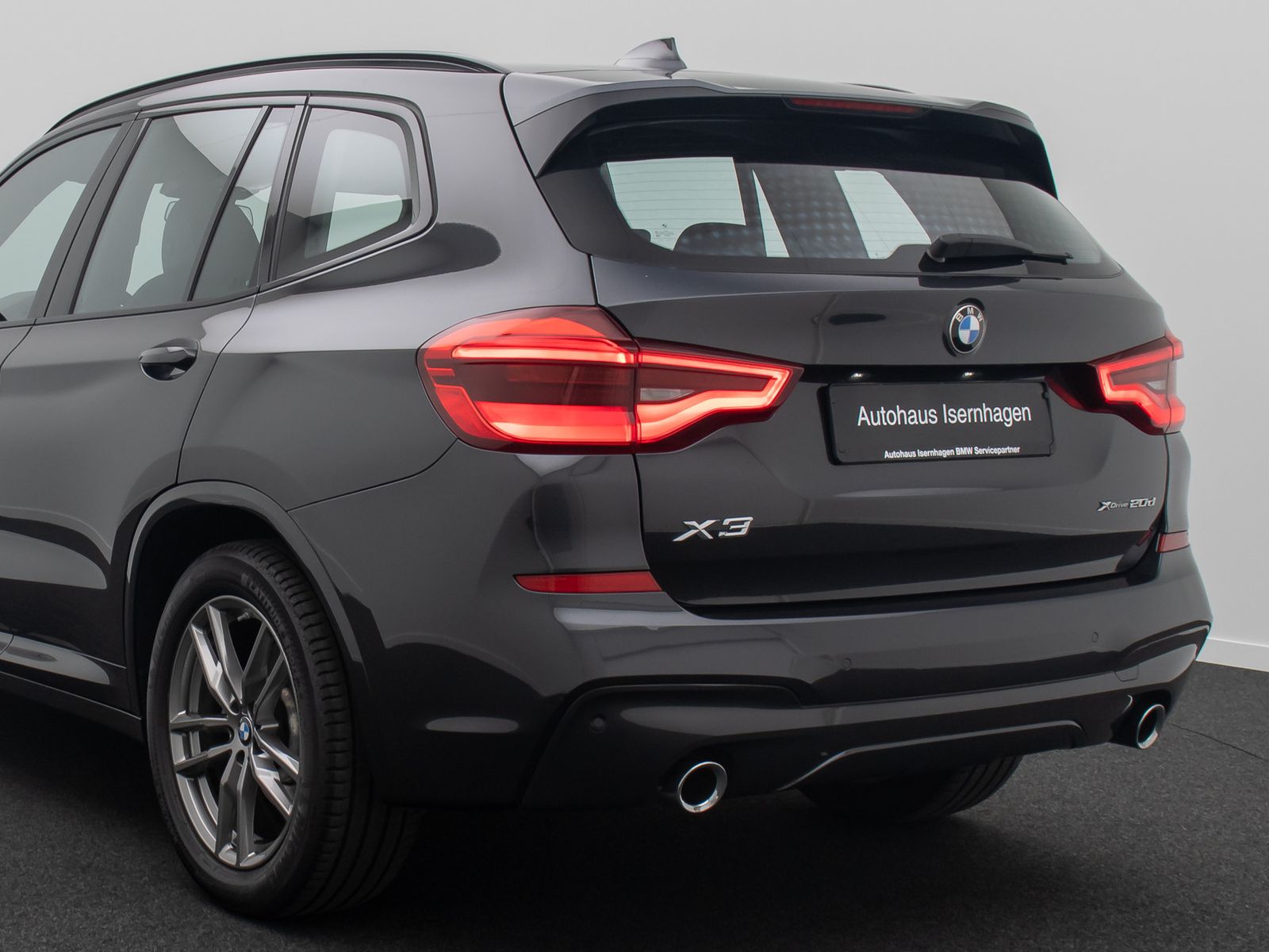 Fahrzeugabbildung BMW X3 xD20d M Sport Alarm HiFi GeschwindigRe 19Zoll