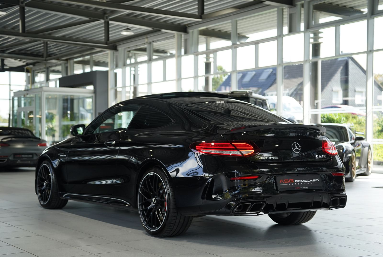 Mercedes Benz C 63 Amg
