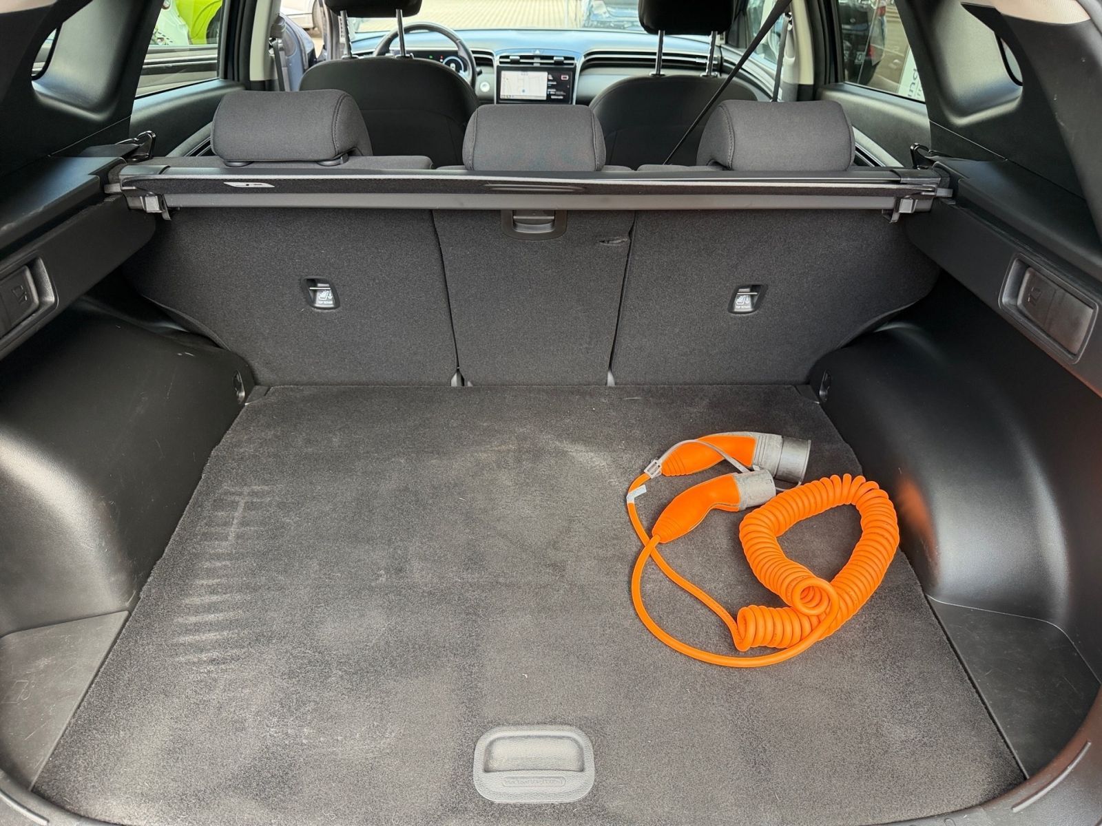 Fahrzeugabbildung Hyundai TUCSON 1.6 T-GDI Trend Plug-In Hybrid 4WD