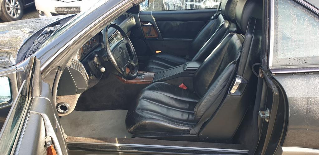 Mercedes-Benz SL 300