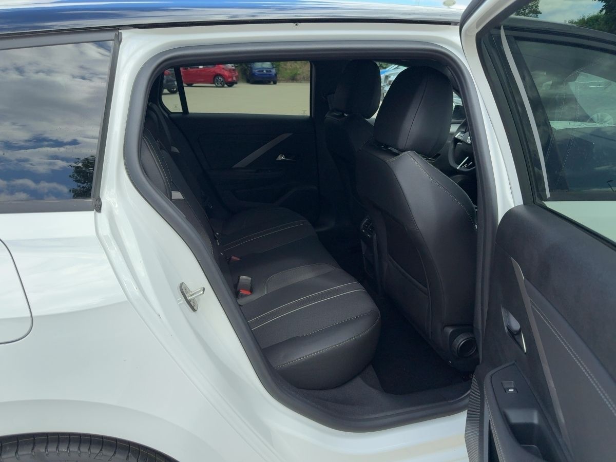 Opel Astra - Bild 12