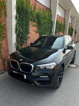 BMW X3 xDrive20i ADVANTAGE AT ADVANTAGE - BMW X3: 20i