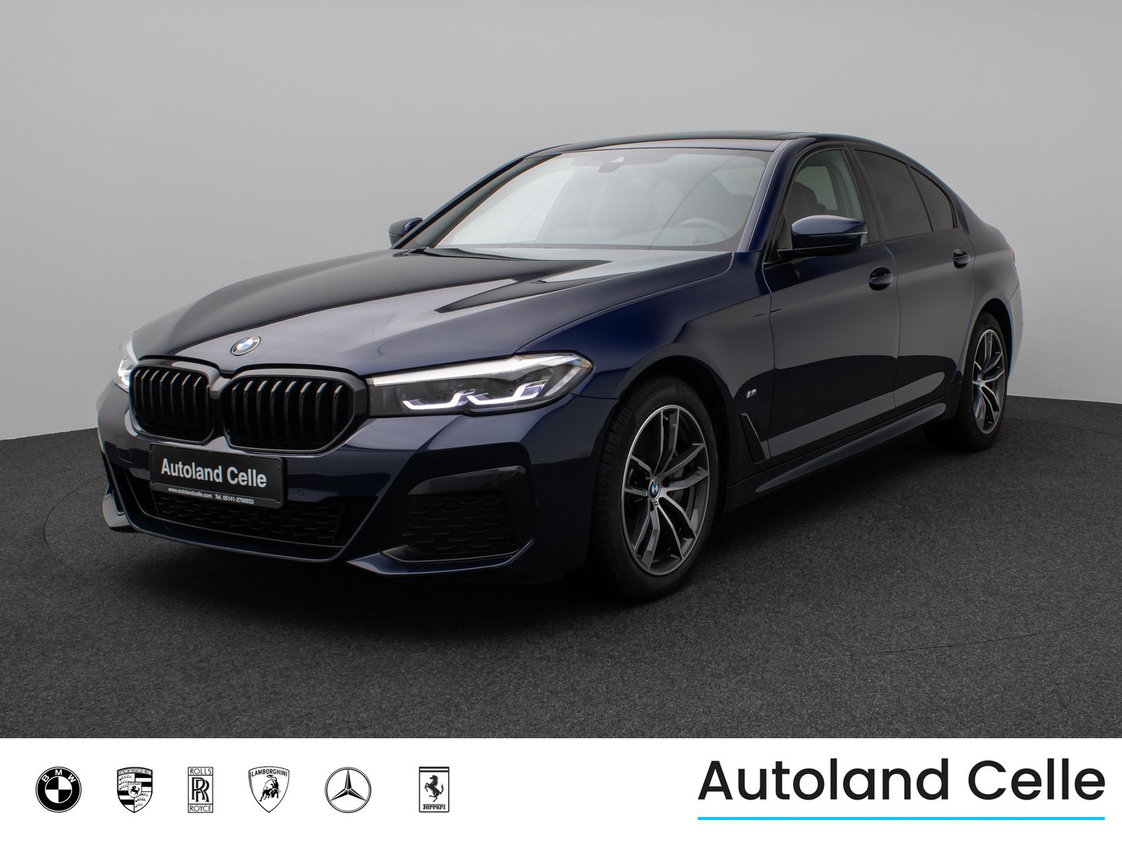 Fahrzeugabbildung BMW 540i xD M Sport Glasdach Kamera DAB H/K Massage