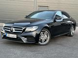 Mercedes-Benz E 400 4Matic Lim. *AMG-line*Airmatic*Multibeam* - Mercedes-Benz E 400 von privat