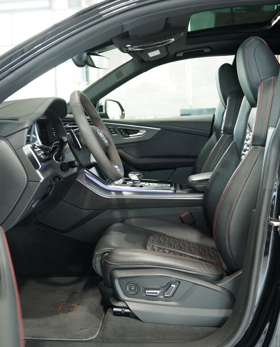 Audi Rsq8