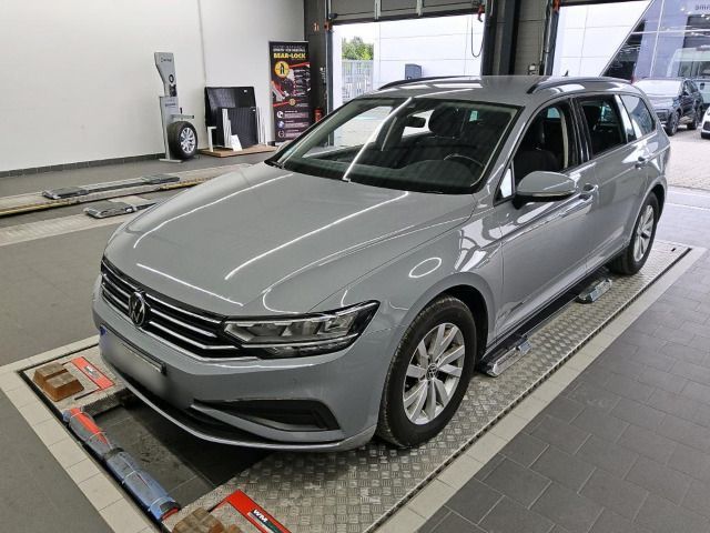 Volkswagen Passat Variant - Bild 2