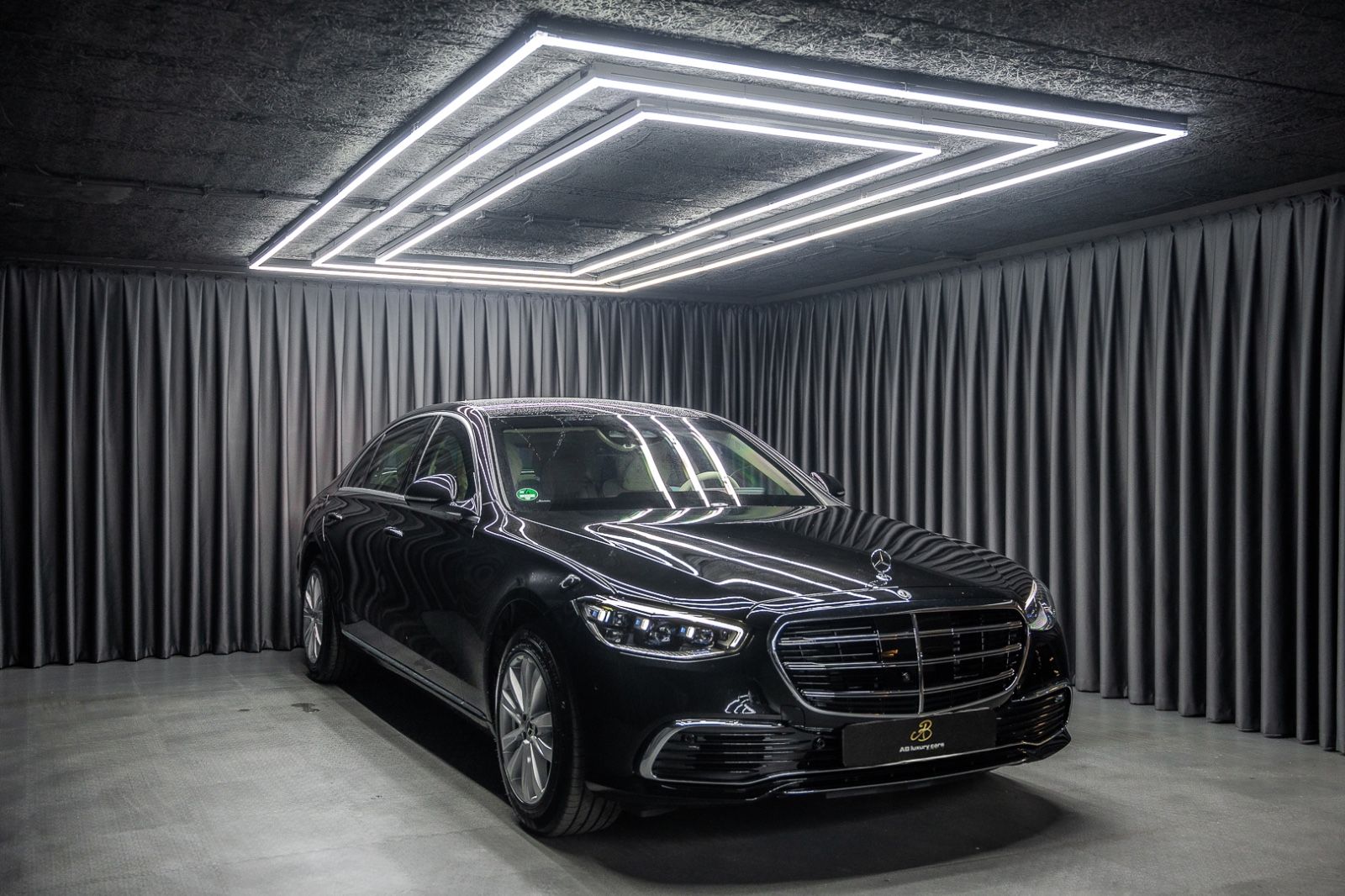Fahrzeugabbildung Mercedes-Benz S 680 4M GUARD Armored VR10 FULL STOCK 2025