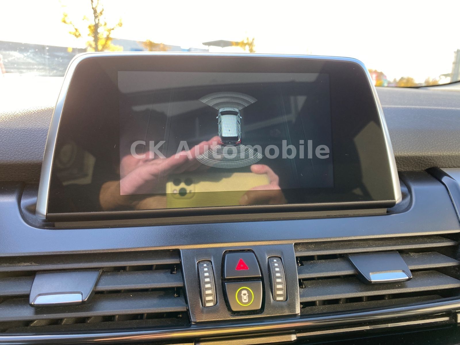 Fahrzeugabbildung BMW 218d Gran Tourer Advantage/Navi/Pano/LED/AHK