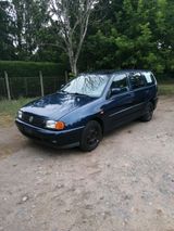 Volkswagen VW Polo Personenkraftwagen - Volkswagen Polo aus 1999: Kombi
