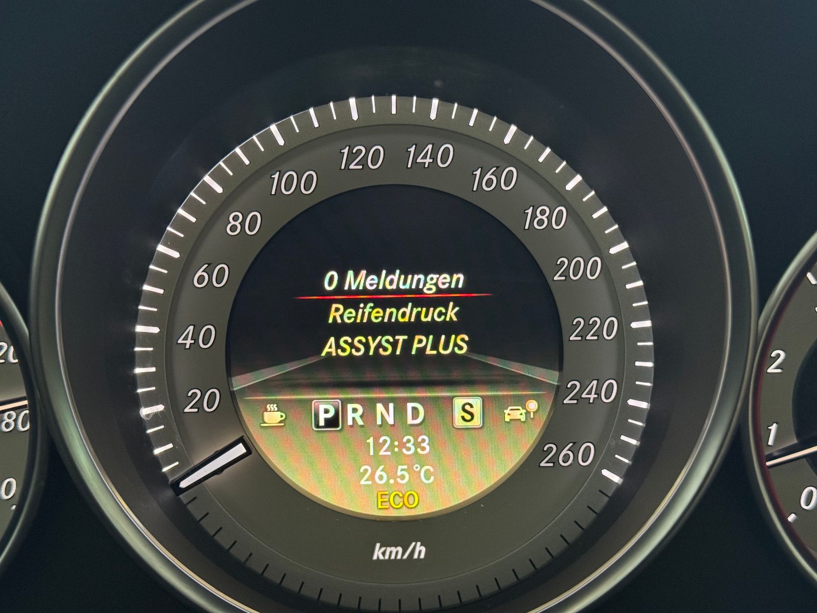 Fahrzeugabbildung Mercedes-Benz C 250 CGI BE 7GT ELEGANCE COMAND ILS KAMERA 1.VB