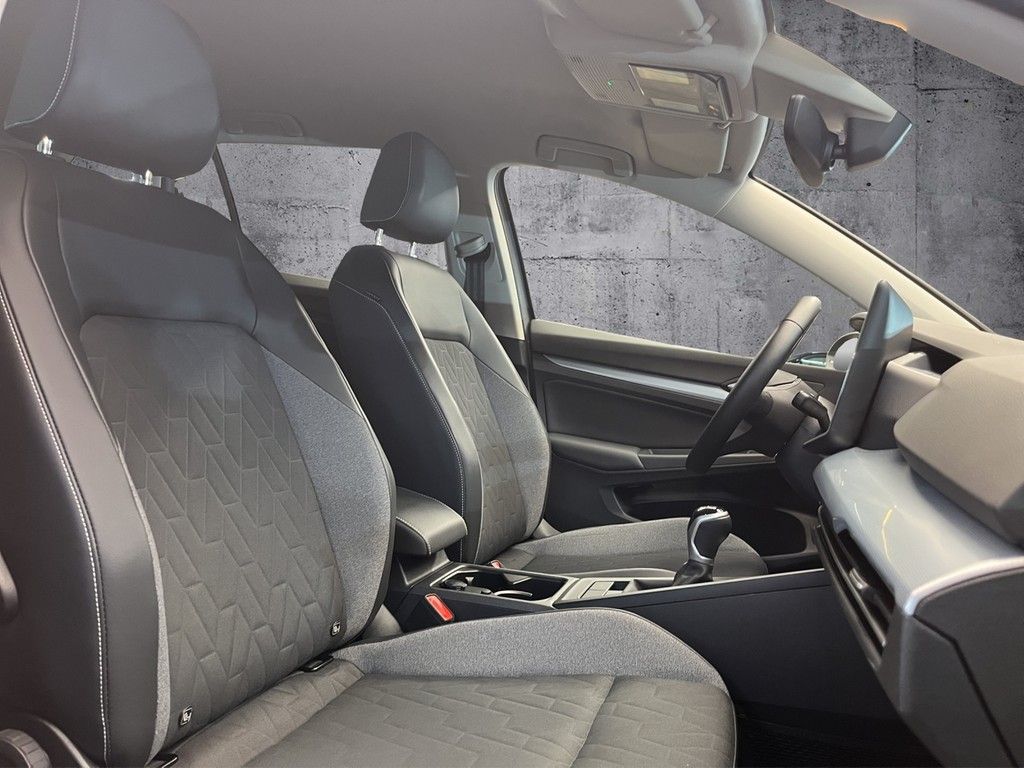 Volkswagen Golf - Bild 10