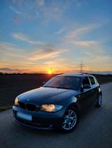 BMW 120d 8-fach bereift, Schiebedach, Teil... - BMW 120 aus 2007: 120d