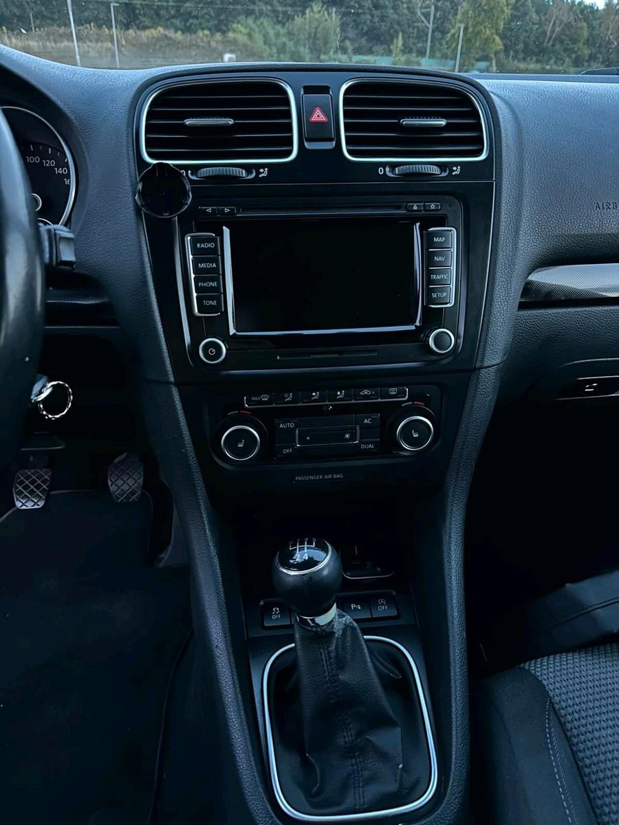 Volkswagen Golf 2011 — photo 14