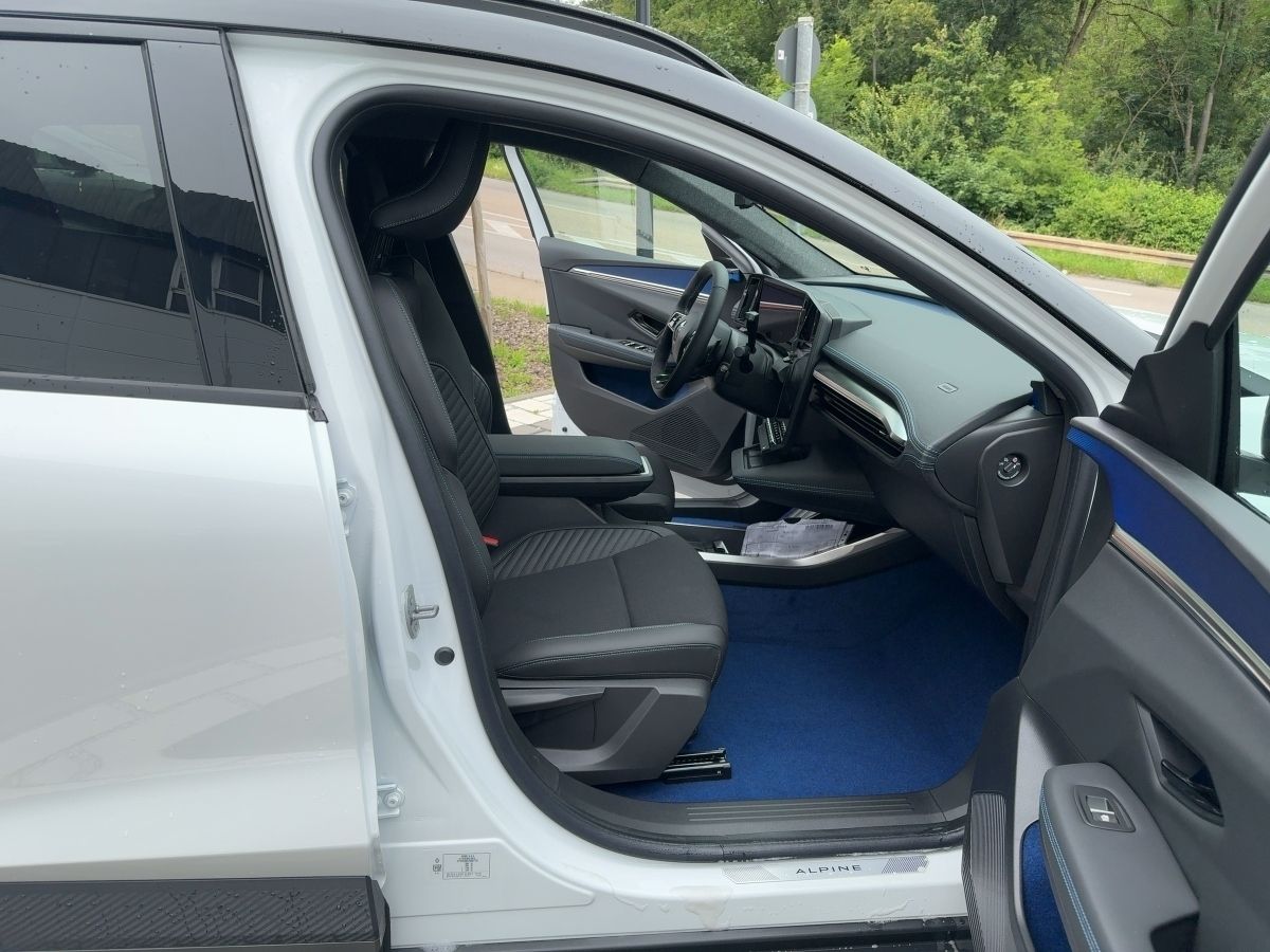 Fahrzeugabbildung Renault Scenic E-Tech Electric