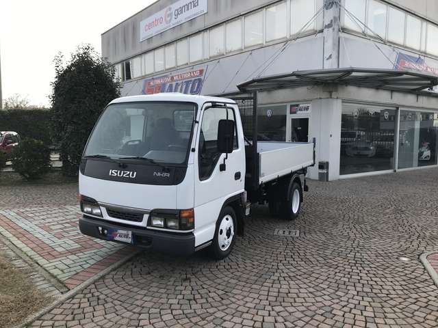 Isuzu NKR cassonato ribal-trilat 3,10 x 1,8