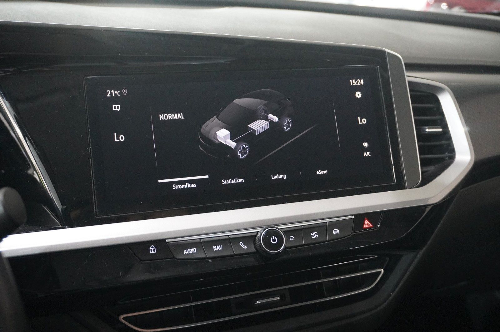 Fahrzeugabbildung Opel Grandland (X) ULTIMATE 4HYBRID NAVI/LED/SPORT/SH