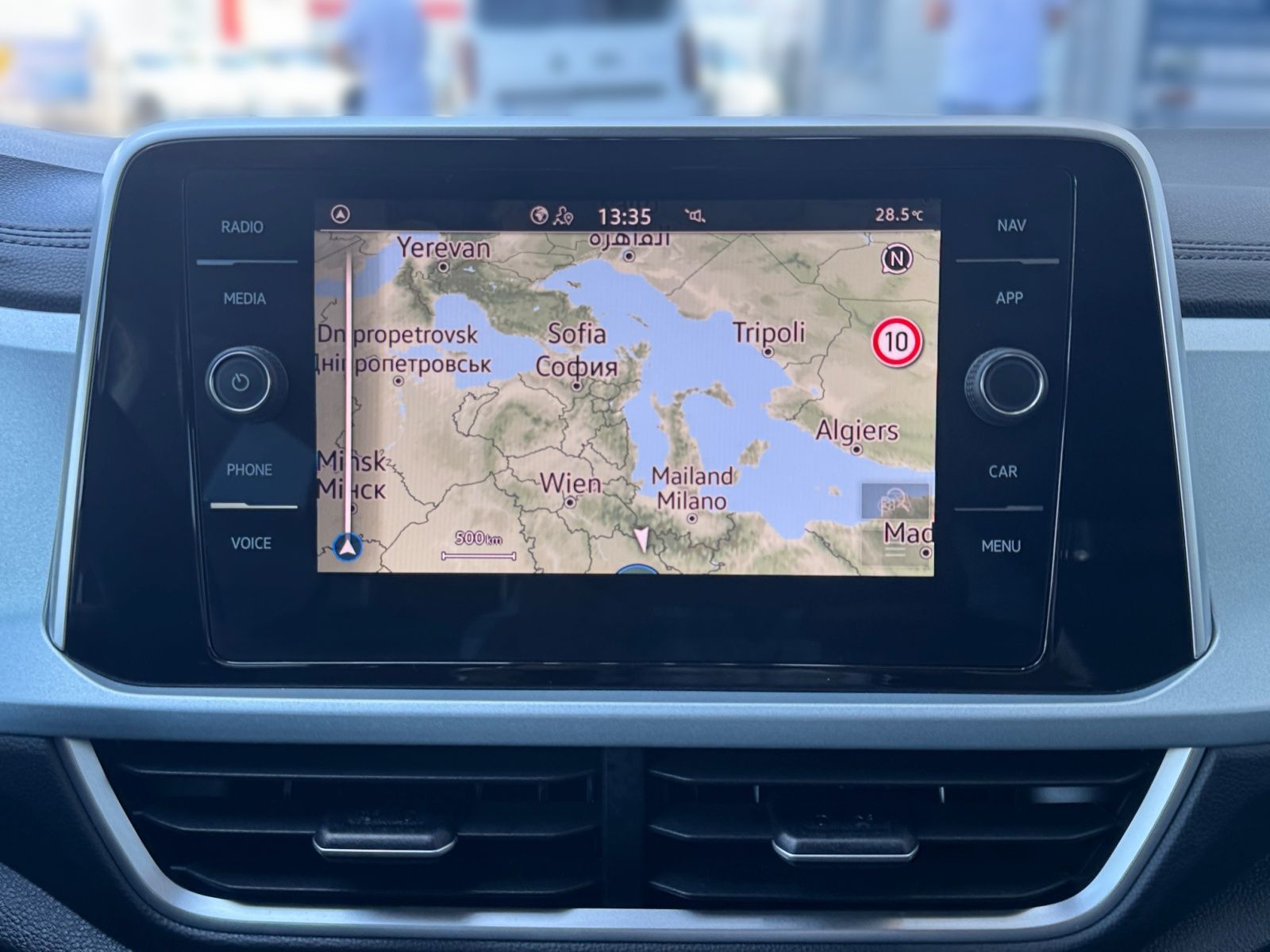 Volkswagen T-Roc - Bild 13