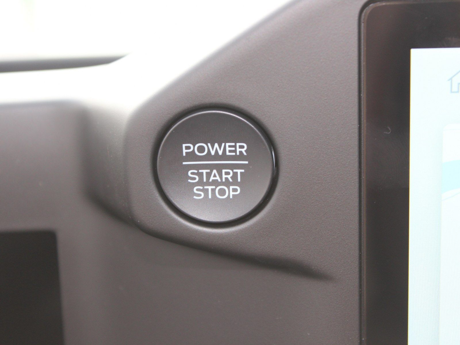 Fahrzeugabbildung Ford Transit Custom 320 L1 Trend FWD Plug-in Hybrid