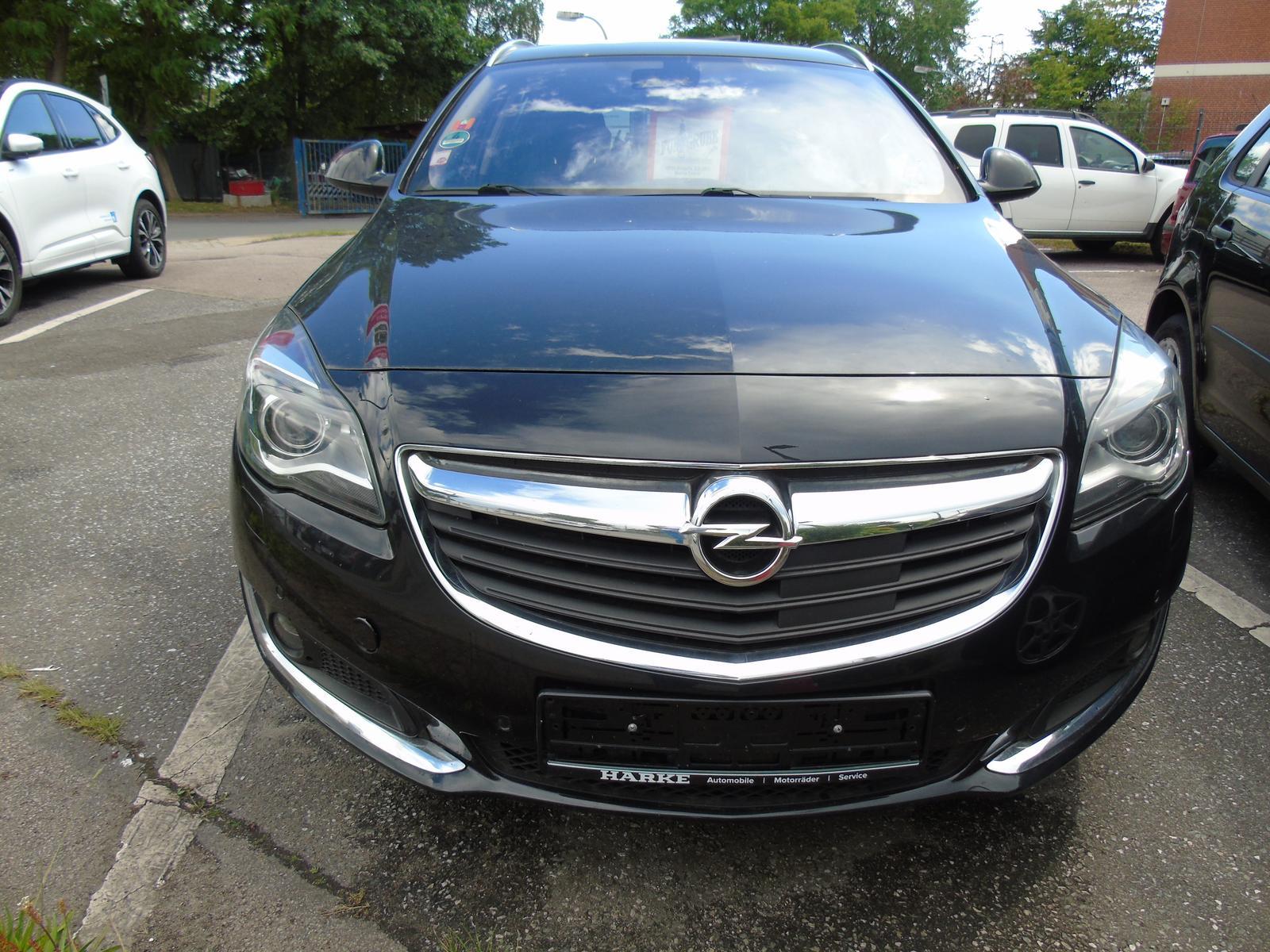 Opel Insignia 2015 — interior