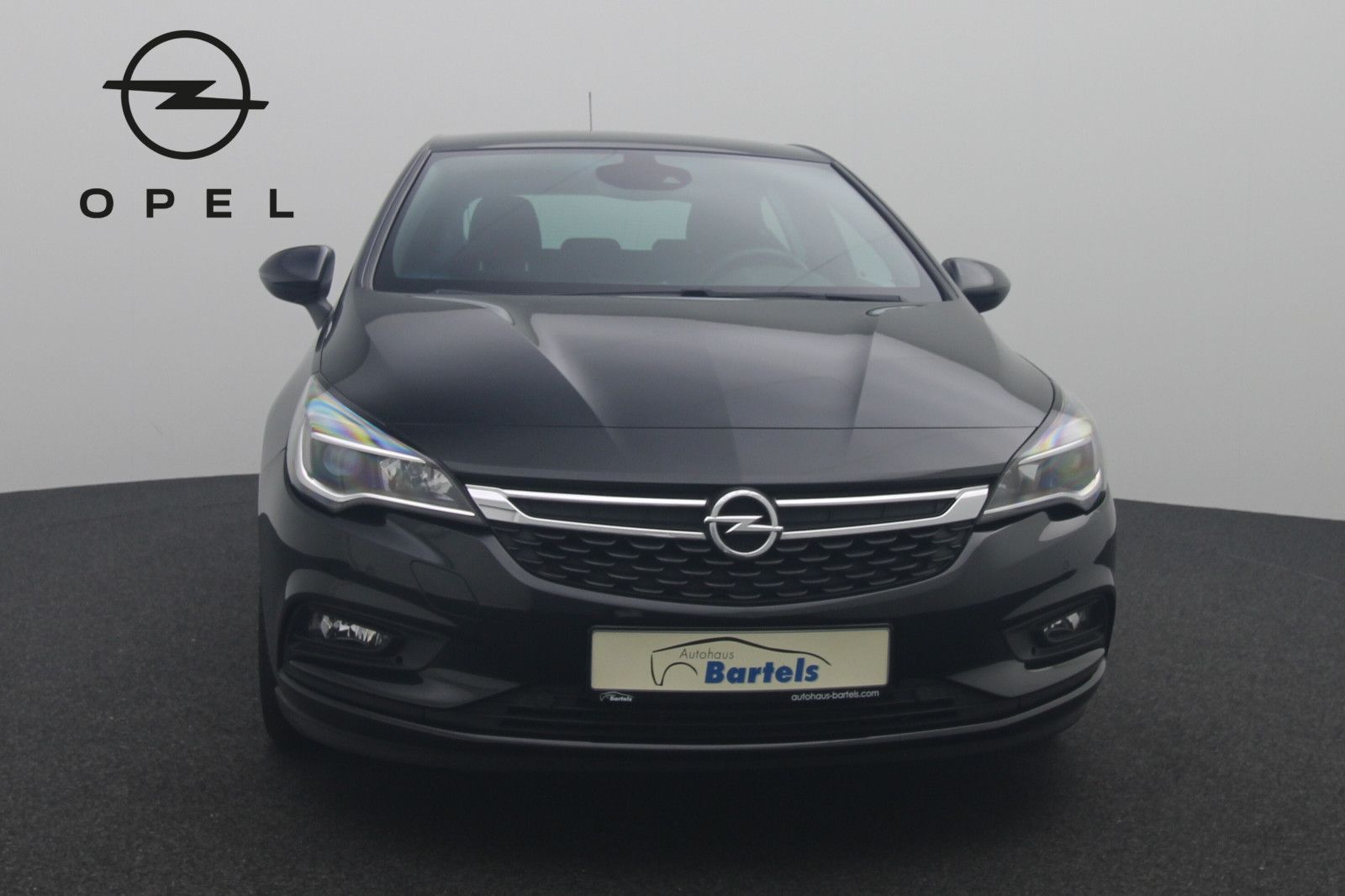 Fahrzeugabbildung Opel Astra K Lim. 1.4 Dynamic SHZ LHZ TEMPO