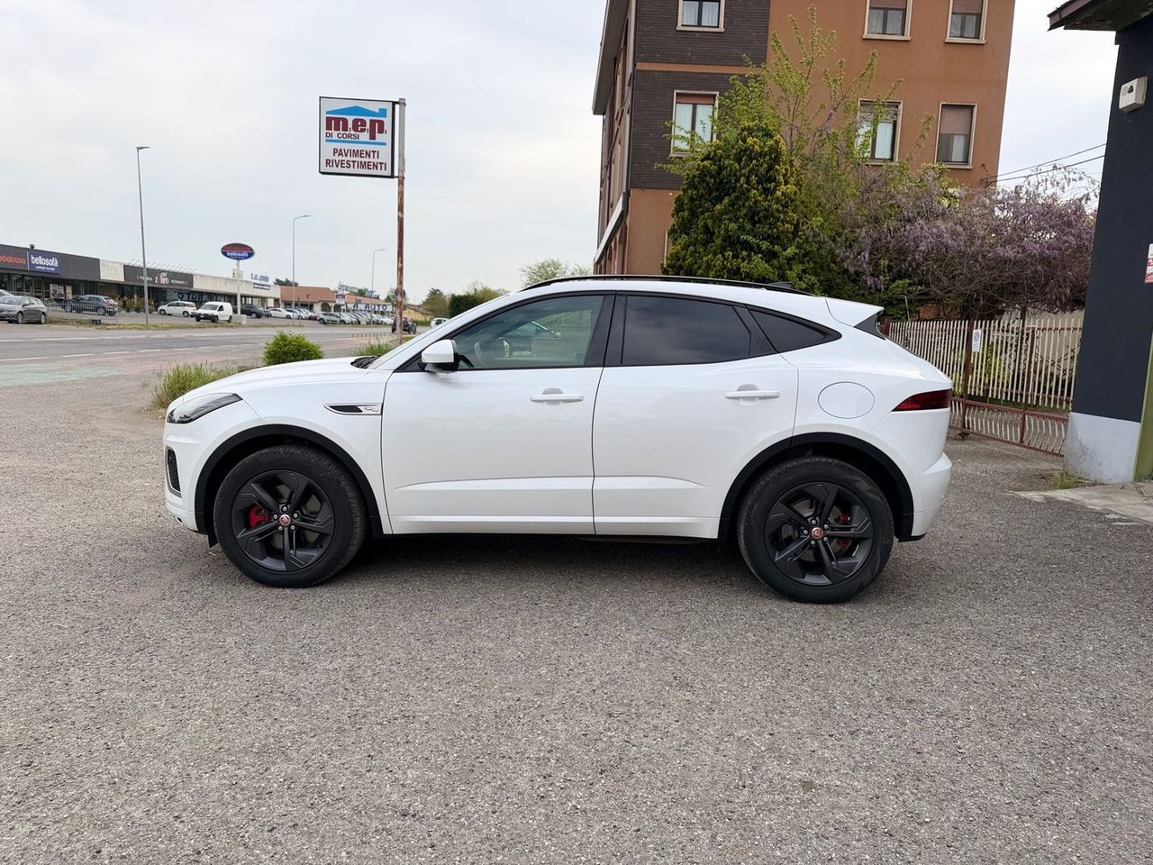 Jaguar E-Pace R-Dynamic P 300e PHEV #10346 imagem 2