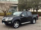 Isuzu D-Max 2.5 Crew Cab Solar A/T 4WD - Isuzu D-Max aus 2014