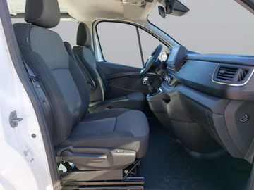 Renault Trafic - 11