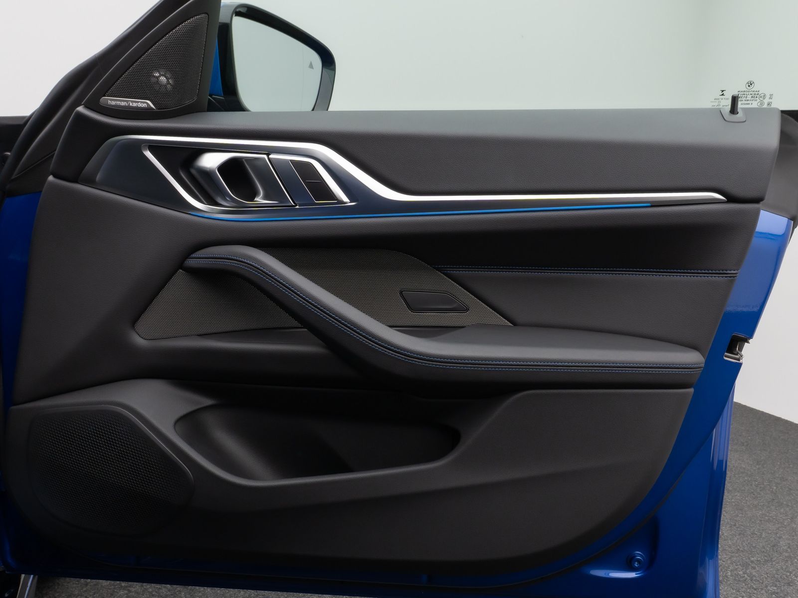 Fahrzeugabbildung BMW i4 eD40 M Sport Gran Coupè Kamera Glasdach HUD