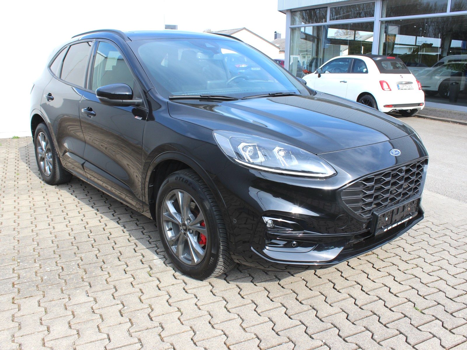 Fahrzeugabbildung Ford Kuga Plug-In Hybrid ST-Line X 2,5 Duratec