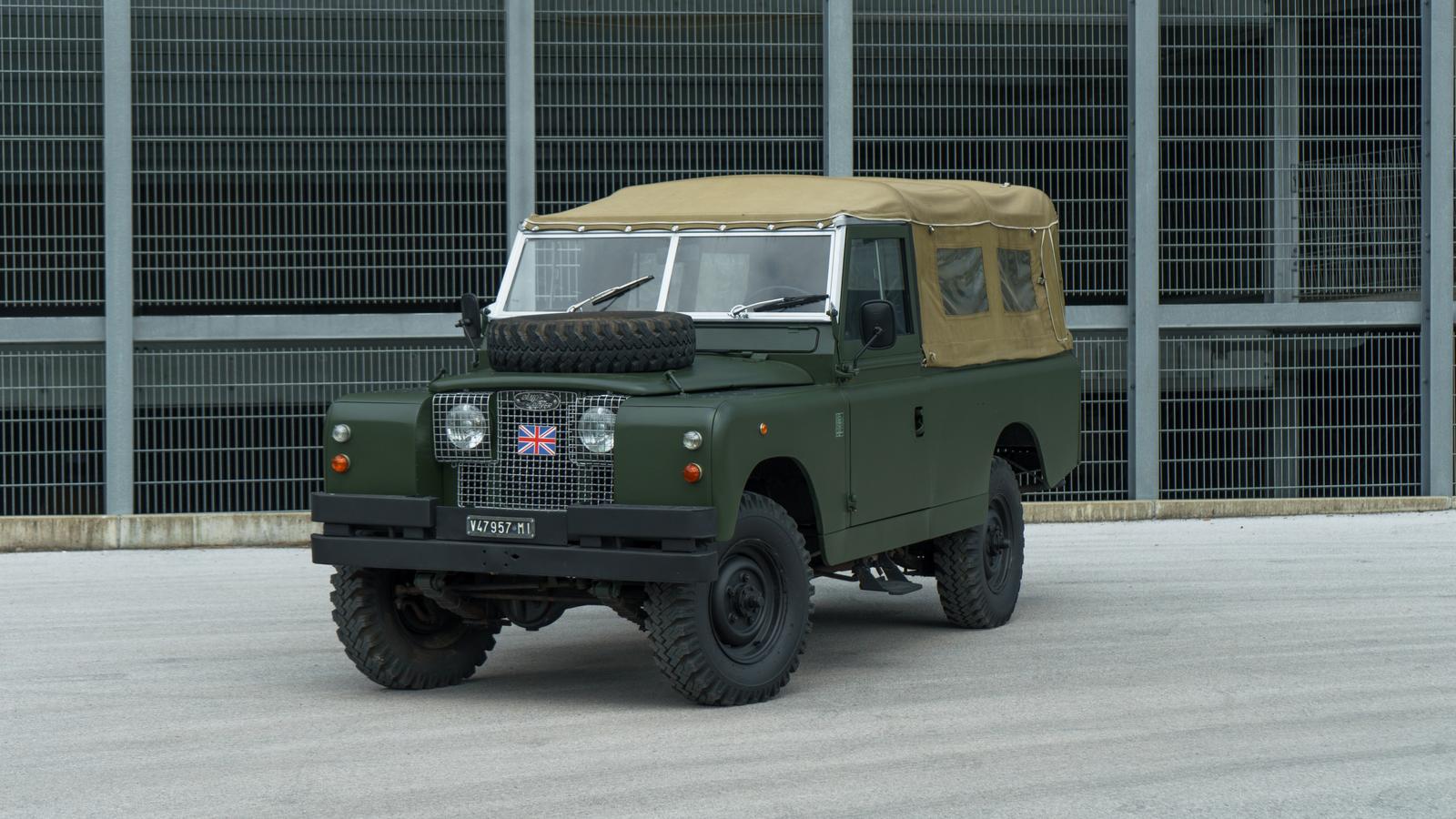 Land Rover Serie II A Defender 109 Pick Up 